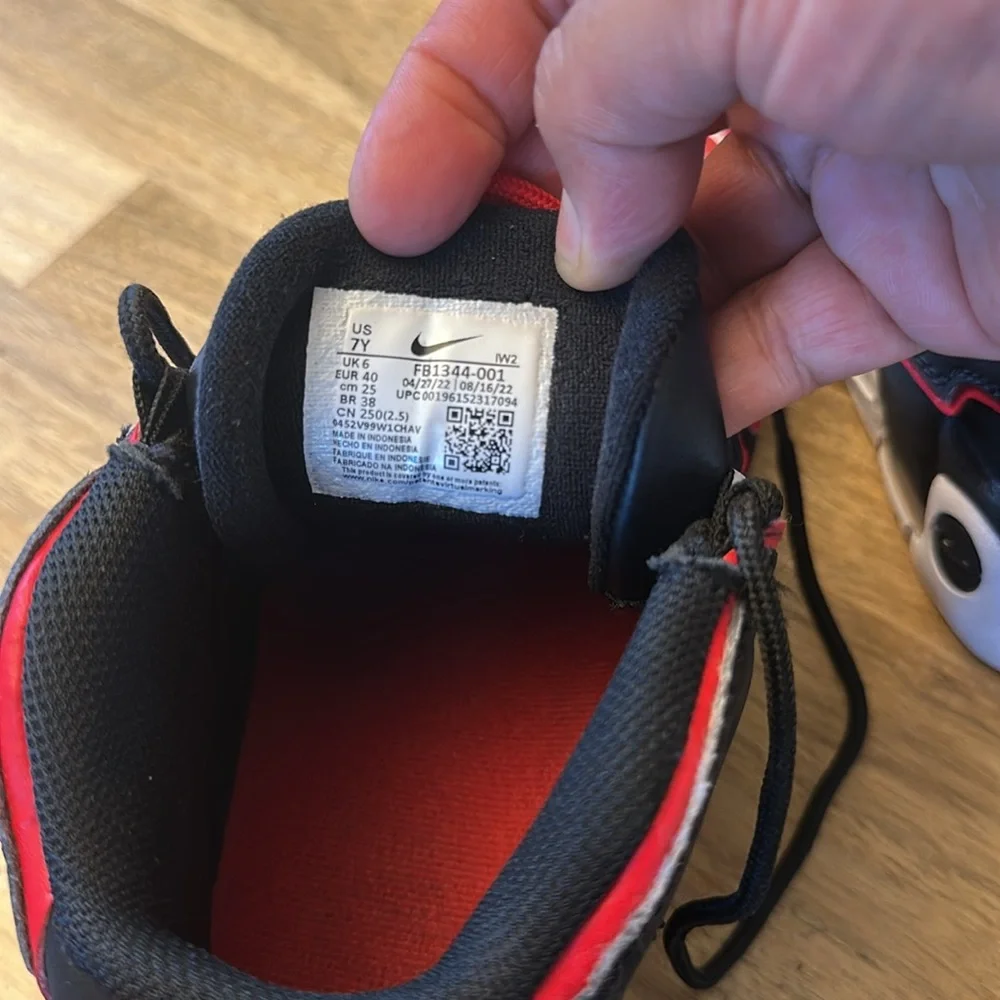 NIKE Untempo 96 sneakers